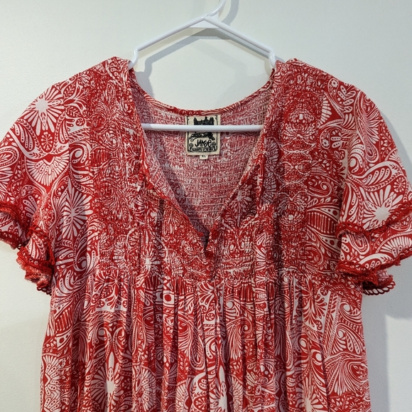 Red and cream dress. Wear as dress or as tunic. Adjustable length. - Picture 6 of 7